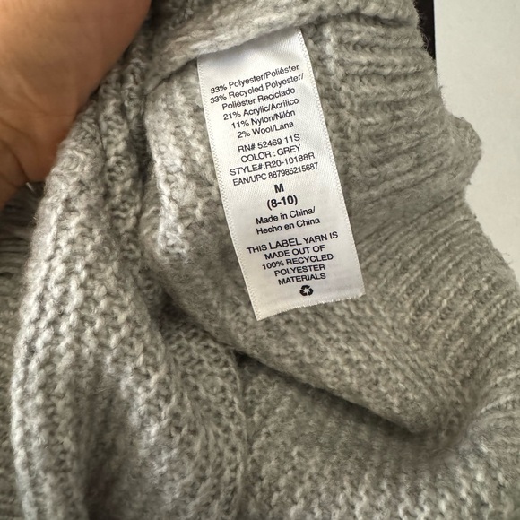 Knit fringe sweater - Picture 9 of 9